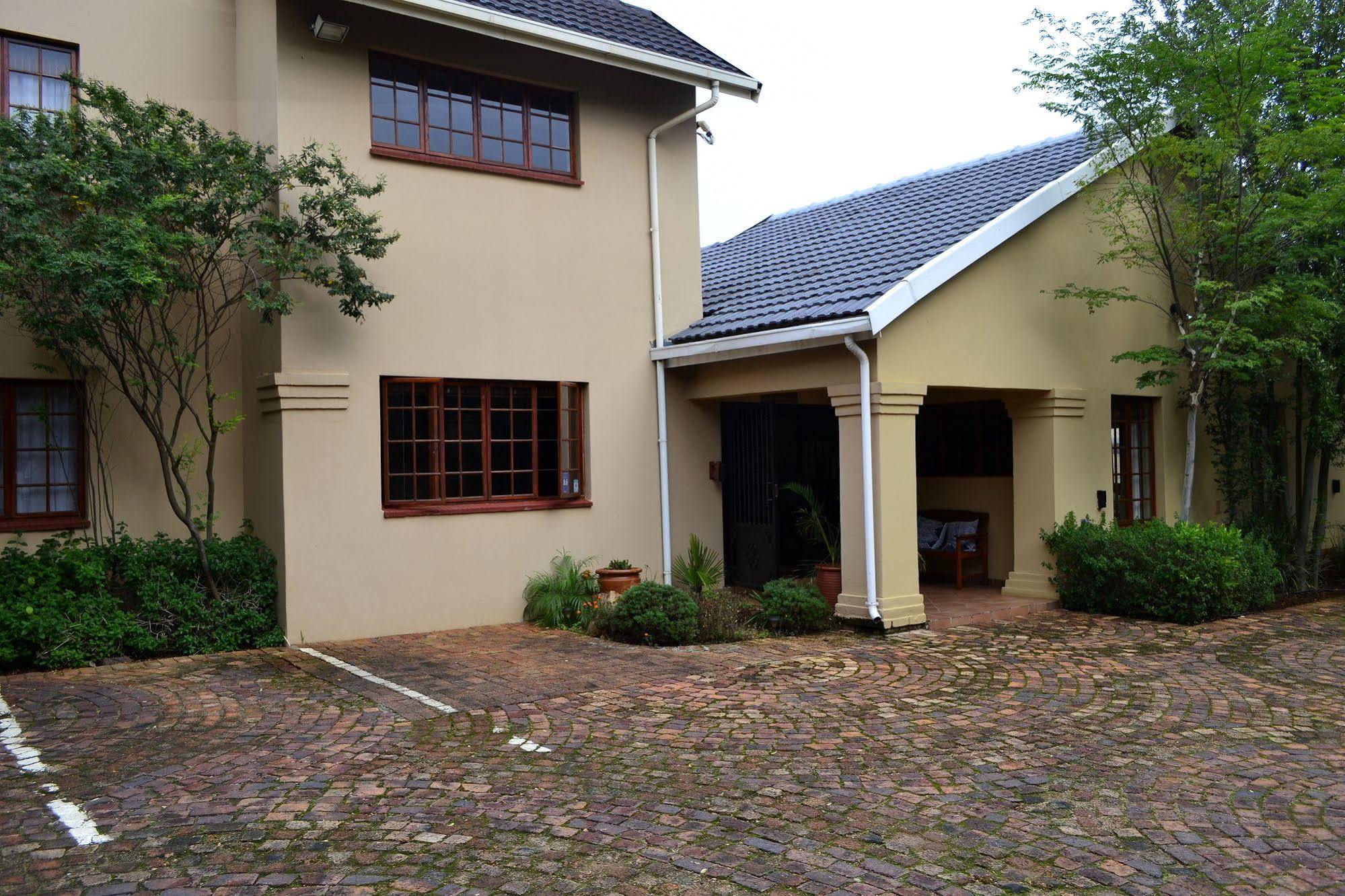 Morulana Guest House Kempton Park Exterior foto